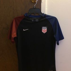 TEAM USA SOCCER JERSEY